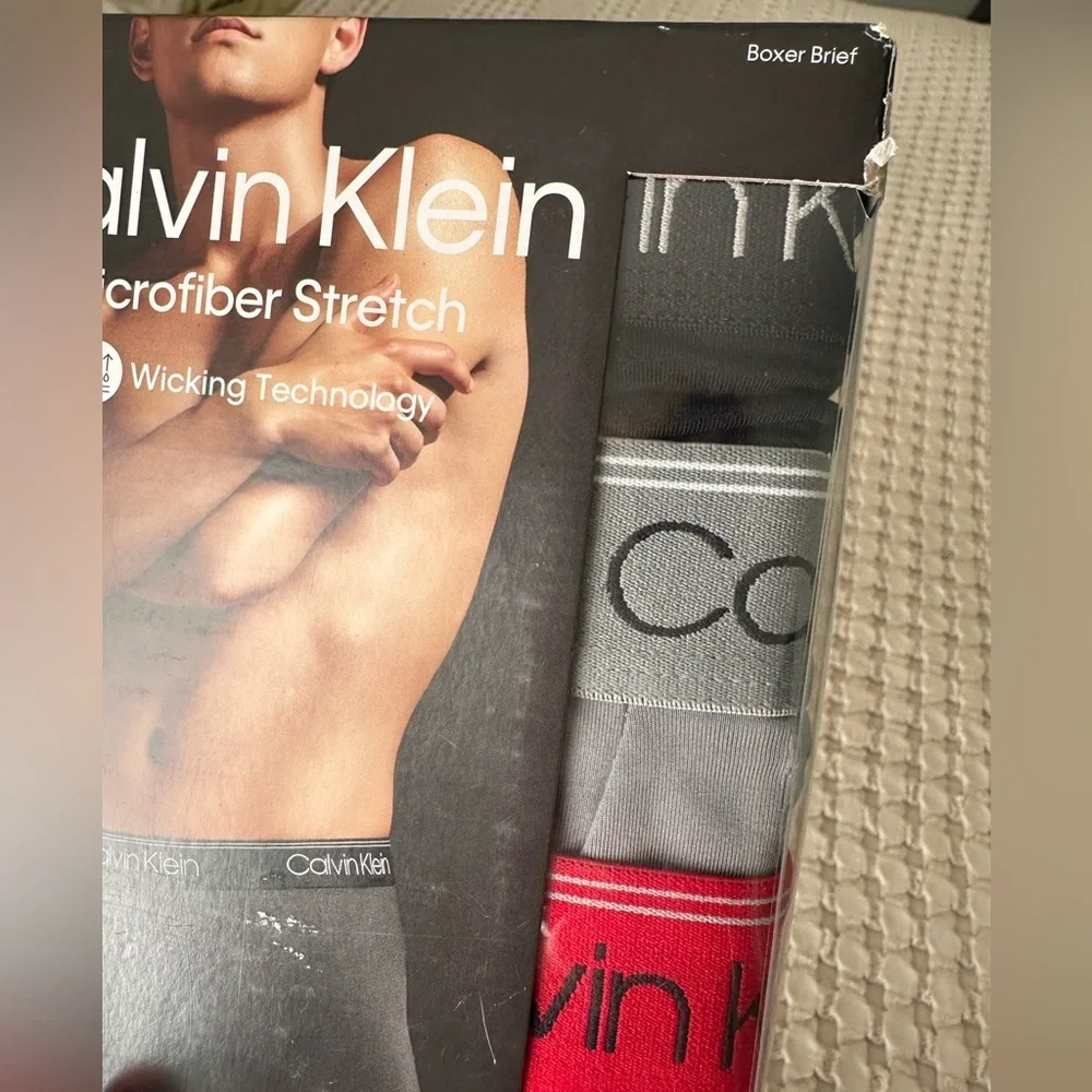 Calvin Klein calvin klein